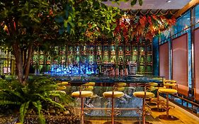 Valia Bangkok Sukhumvit 24 By Kingston Hotels